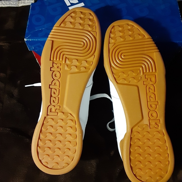 Reebok classics - Picture 2 of 3